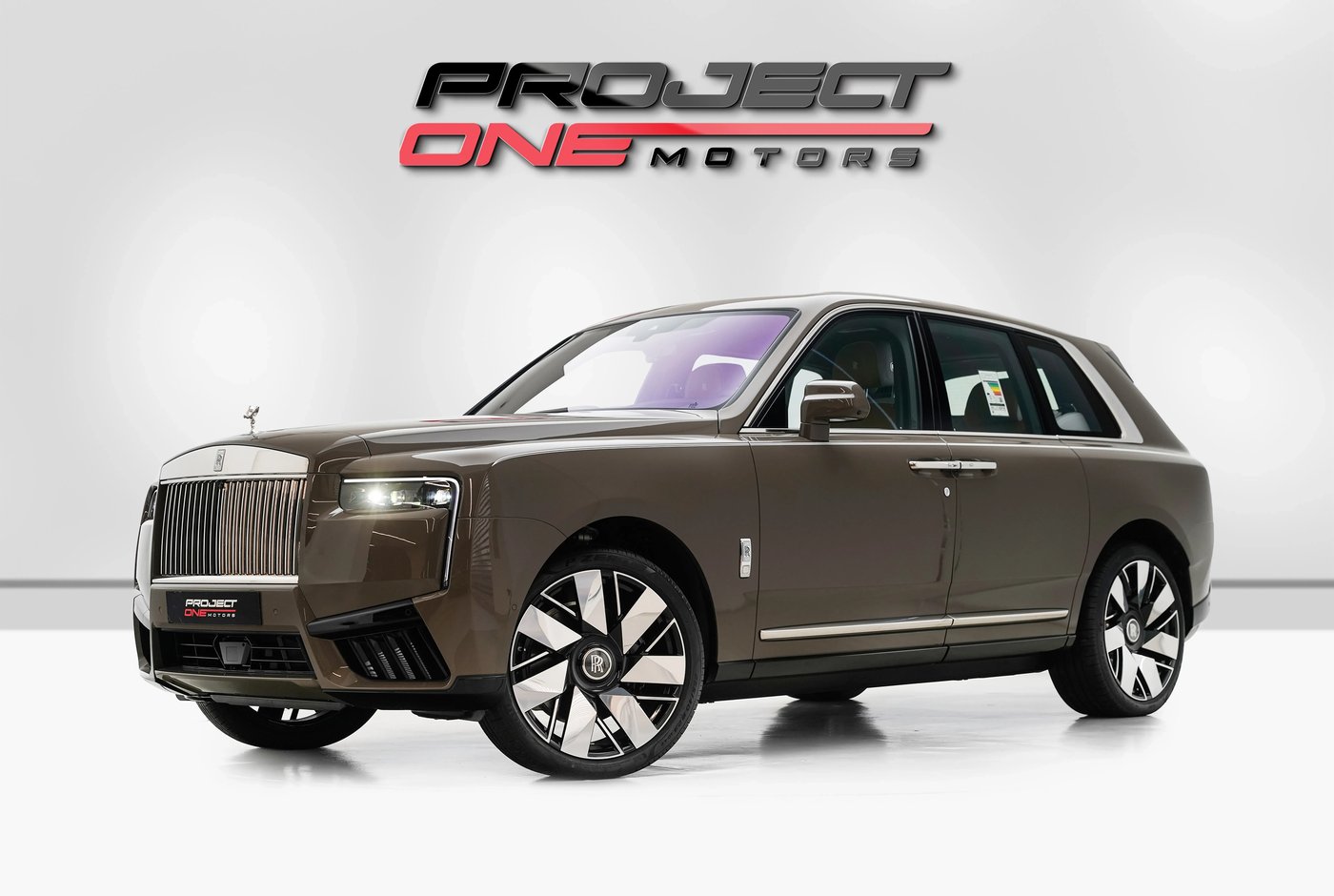 2026 Rolls-Royce Cullinan with Warranty and Service Contract - photo 1 of 19