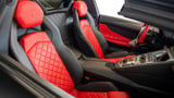 2015 Lamborghini Aventador LP 700-4 Roadster V12 Hard Top Covertible GCC Specs thumbnail 17