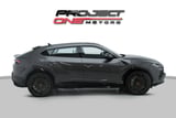 2025 Lamborghini Urus SE thumbnail 3