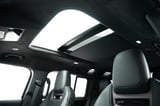 2025 Land Rover Defender 110 Octa Edition One P635 thumbnail 16