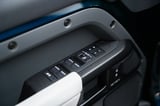 2026 Land Rover Defender 110 Octa P635 with Warranty thumbnail 14