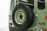 2016 Land Rover Defender 90 Heritage Edition thumbnail 18