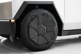 2024 Tesla Cybertruck thumbnail 10