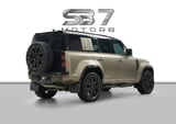 2025 Land Rover Defender 110 Octa Black P635 Fully Loaded thumbnail 4
