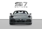 2025 Porsche 911 Carrera thumbnail 2