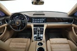 2023 Porsche Panamera Standard thumbnail 11