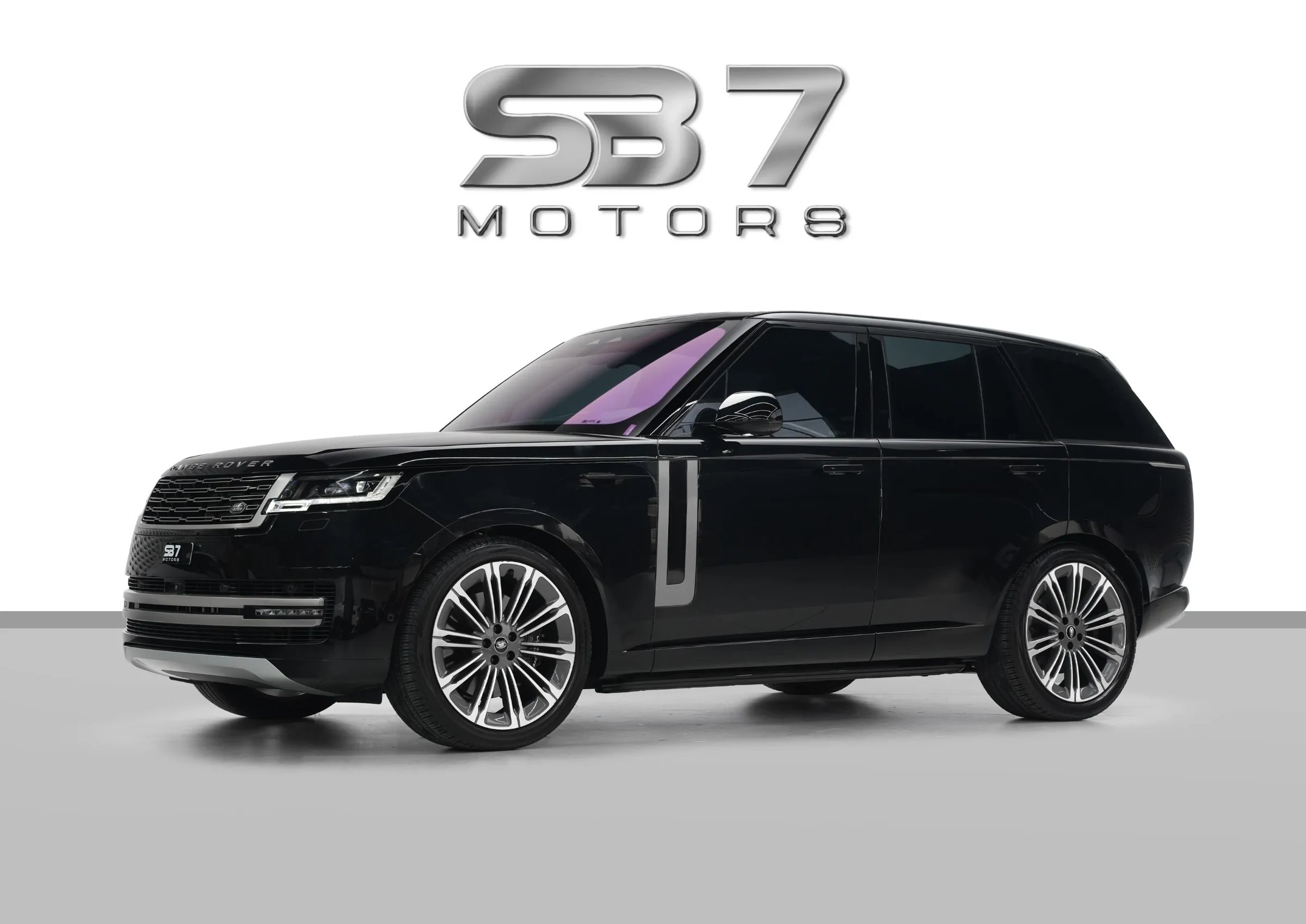 2023 Land Rover Range Rover HSE P530 with Warranty and Service Contract for sale in UAE