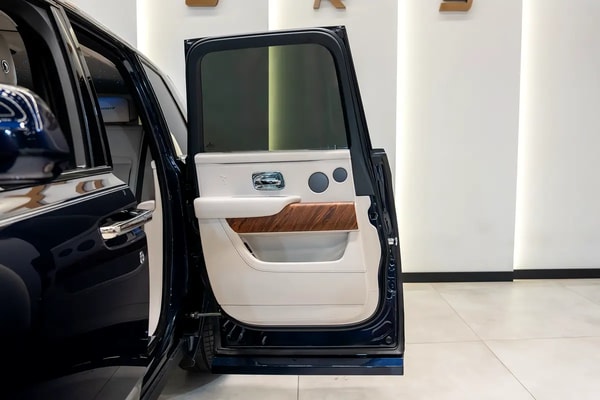 2020 Rolls-Royce Cullinan Standard