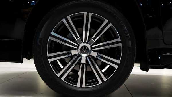 2018 Lexus LX-Series LX 570 Sport