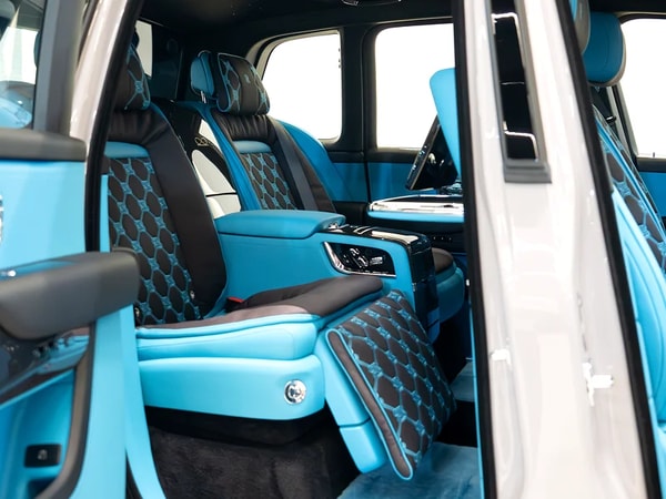 2025 Rolls-Royce Cullinan Black Badge
