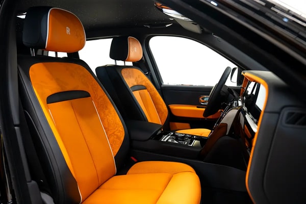2025 Rolls-Royce Cullinan Black Badge