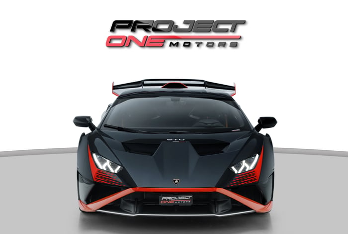 2021 Lamborghini Huracan STO - photo 2 of 13