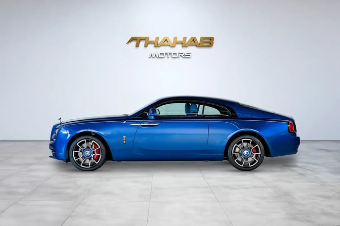 2020 Sportive Edition 1 of 1 W/ Warranty Black Badge Bespoke Two-Tone GCC Full Option - photo 4 of 17