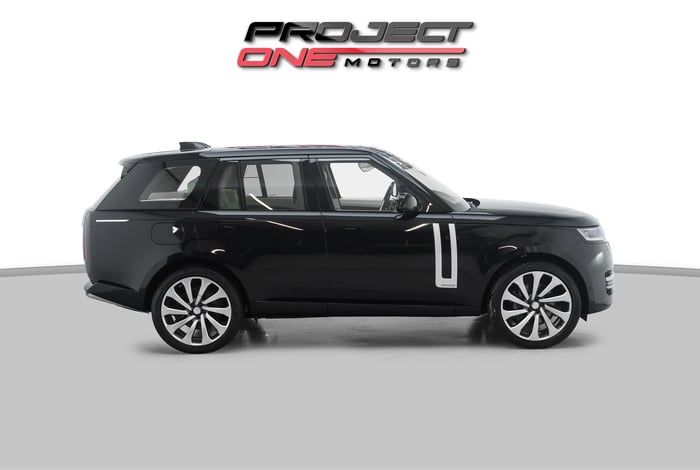 2025 Range Rover P530 Autobiography with Warranty - photo 3 of 17