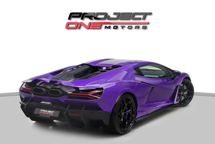 2025 Lamborghini Revuelto - photo 4 of 9