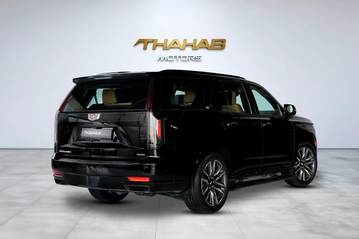 2021 Cadillac Escalade Sport Platinum GCC Full Option - photo 5 of 18