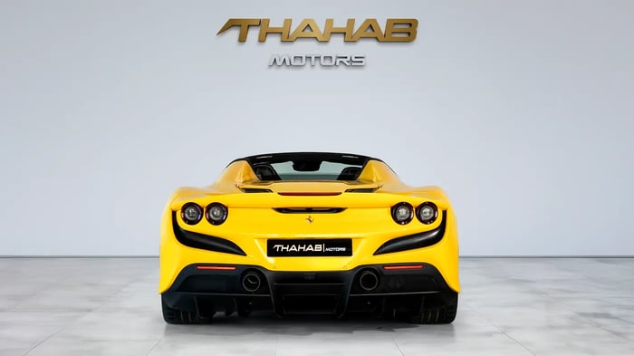 2023 Ferrari F8 Spider with 7 Years Service Contract Full Service History - photo 4 of 13