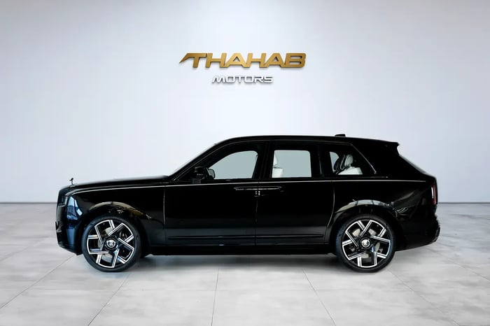 2026 Rolls-Royce Cullinan Black Badge European Specs 0 KM - photo 4 of 14
