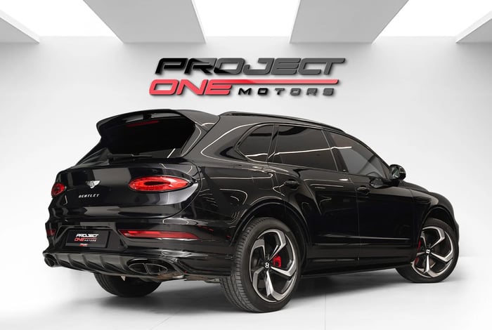 2022 Bentley Bentayga - photo 3 of 6