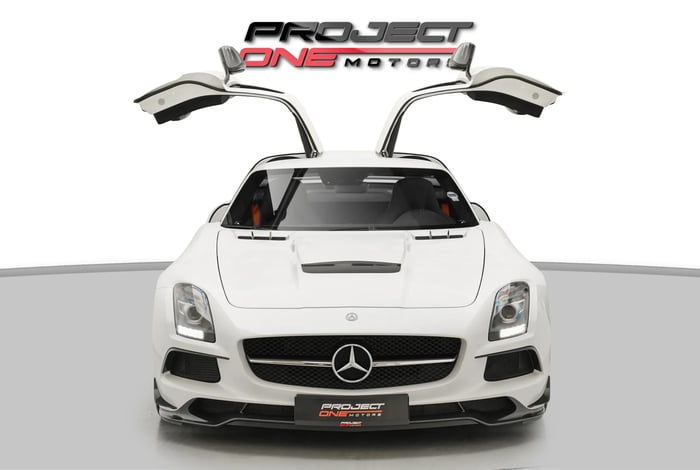 2014 Mercedes Benz SLS AMG Black Series - photo 2 of 20