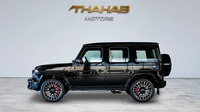 2026 Mercedes-Benz G-Class G 63 AMG Full Carbon Fiber Double Night Package 0 KM Full Option GCC Specs - photo 3 of 19