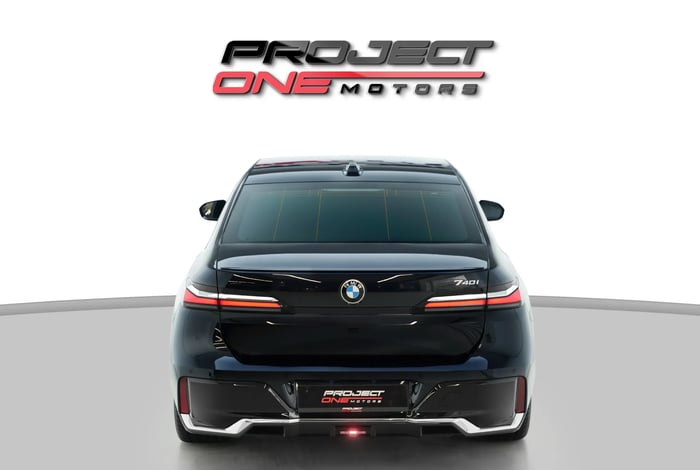 2024 BMW 740i Executive with 5 Years Warranty and Service Contract from Agmc - photo 5 of 12