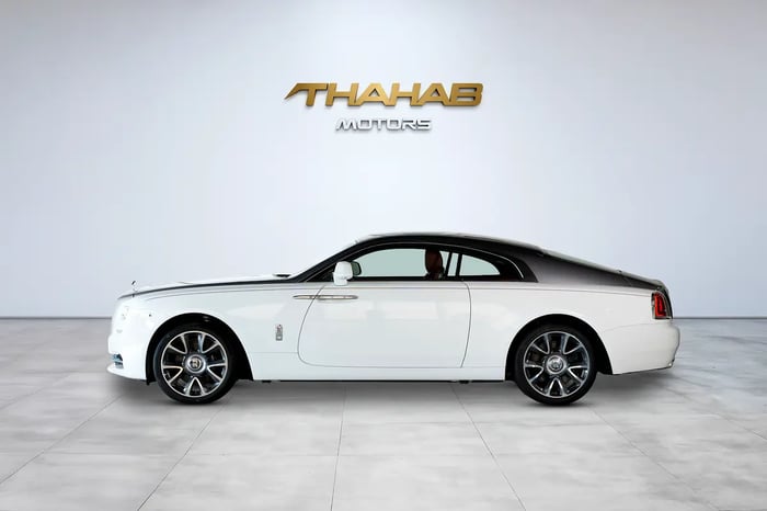 Twin-Turbo V12 Signature Coach-Style Doors 4 Seaters Low Mileage GCC Perfect Condition - photo 5 of 13