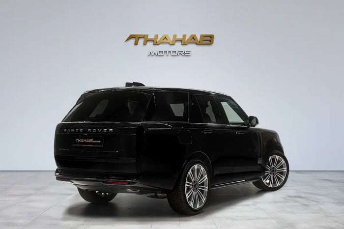 2026 Land Rover Range Rover HSE P400 with Warranty GCC Specs Full Option - photo 3 of 14