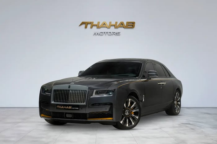 2024 Rolls-Royce Ghost Special Order Bespoke Tri-Tone Interior Full Option Low Mileage Perfect Condition - photo 2 of 18