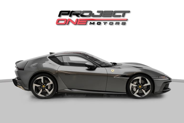 2025 Ferrari 12Cilindri - photo 3 of 20