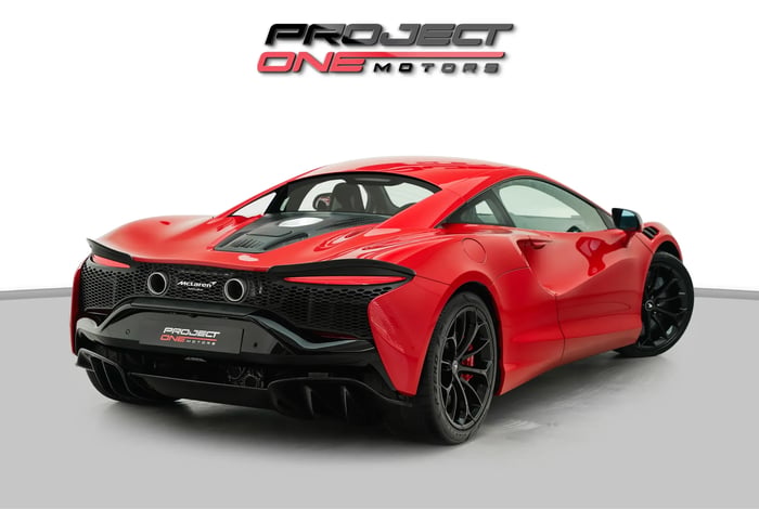 2024 Mclaren Artura - photo 4 of 18