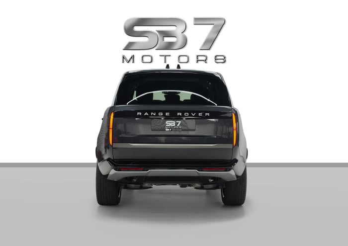 2024 Land Rover Range Rover P400 SE GCC - photo 5 of 13