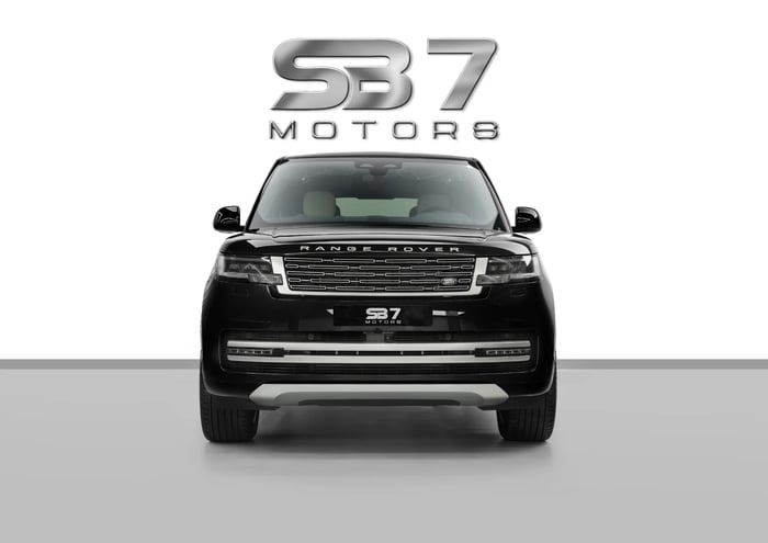 2026 Land Rover Range Rover P400 SE - photo 2 of 11