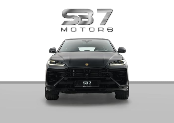 2025 Lamborghini Urus SE Carbon Fiber Interior - photo 2 of 13