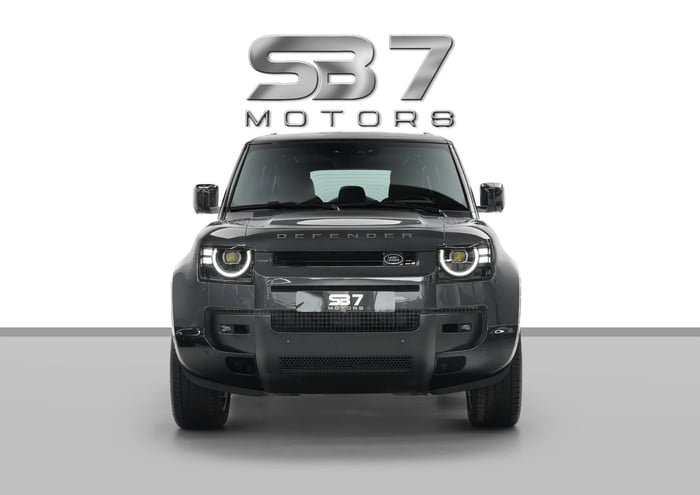2026 Land Rover Defender 110 X-Dynamic HSE - photo 2 of 11