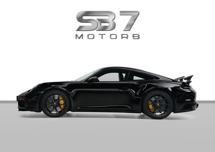 2024 Porsche 911 Turbo S with Carbon Fiber - photo 5 of 19