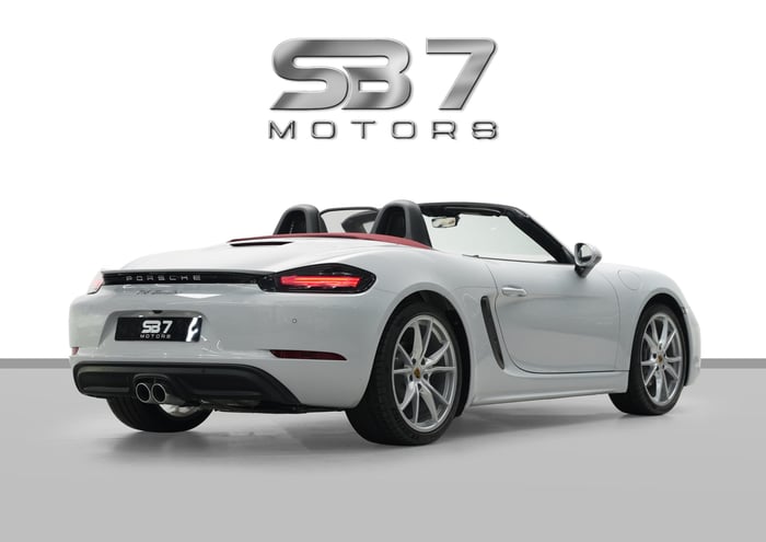 2024 Porsche 718 Boxster Excellent Condition - photo 4 of 14