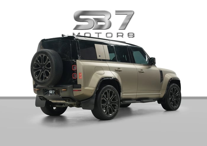 2025 Land Rover Defender 110 Octa Black P635 Fully Loaded - photo 4 of 14