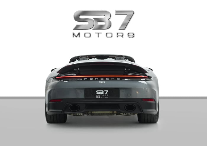 2025 Porsche 911 Carrera - photo 5 of 14