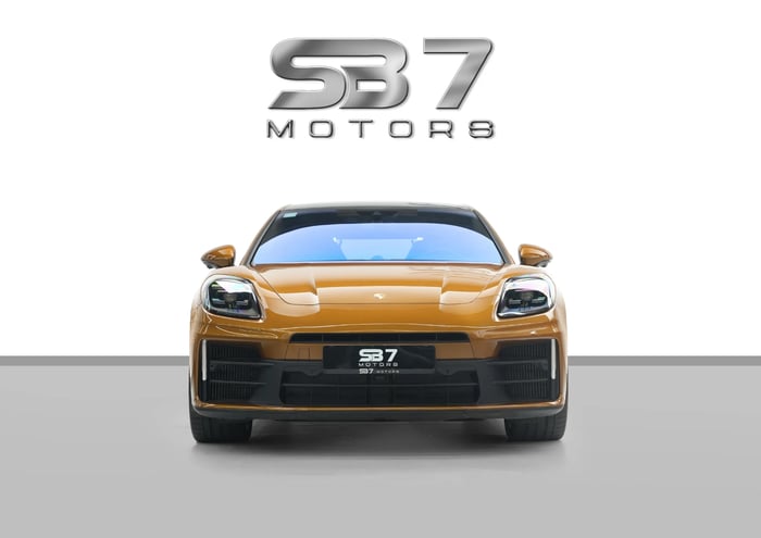 2025 Porsche Panamera Standard GCC with Al Naboodah Warranty - photo 2 of 15