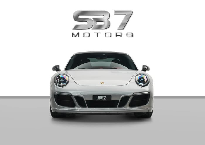 2017 Porsche 911 Carrera GTS - photo 2 of 14