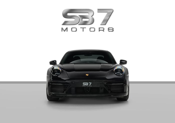 2024 Porsche 911 Carrera GTS - photo 2 of 12