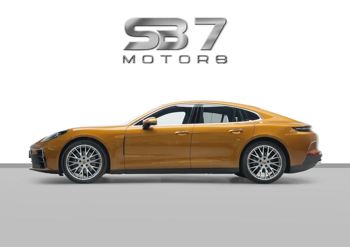 2025 Porsche Panamera Standard GCC with Al Naboodah Warranty - photo 3 of 15