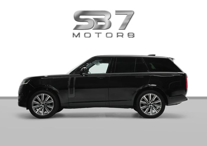 2026 Land Rover Range Rover P530 Autobiography - photo 3 of 15