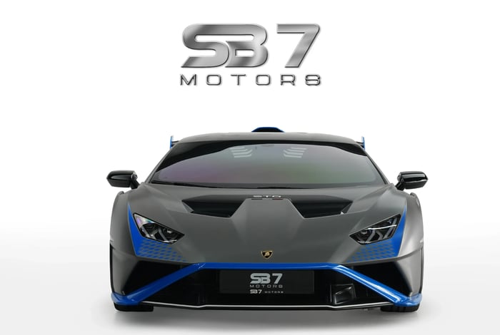 2023 Lamborghini Huracan STO Performance - photo 2 of 16