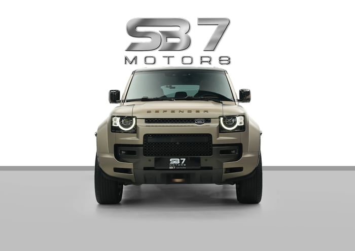 2025 Land Rover Defender 110 Octa Black P635 Fully Loaded - photo 2 of 14