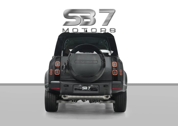 2026 Land Rover Defender 110 X-Dynamic HSE - photo 5 of 11