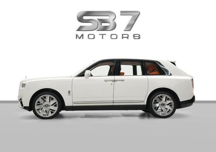 2026 Rolls-Royce Cullinan Silver Badge - photo 3 of 17