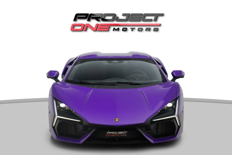 2025 Lamborghini Revuelto - photo 2 of 9