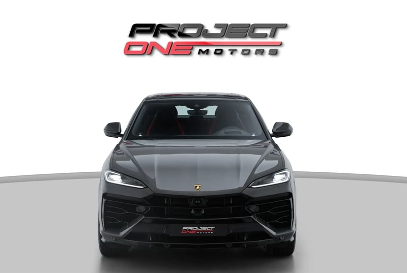 2025 Lamborghini Urus SE - photo 2 of 13